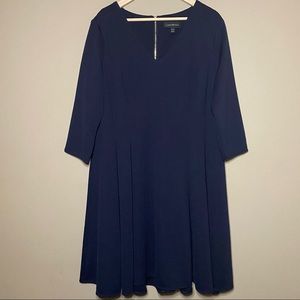 Lane Bryant 22/24 Shift Dress Dark Blue V-Neck Exposed Rear Zipper